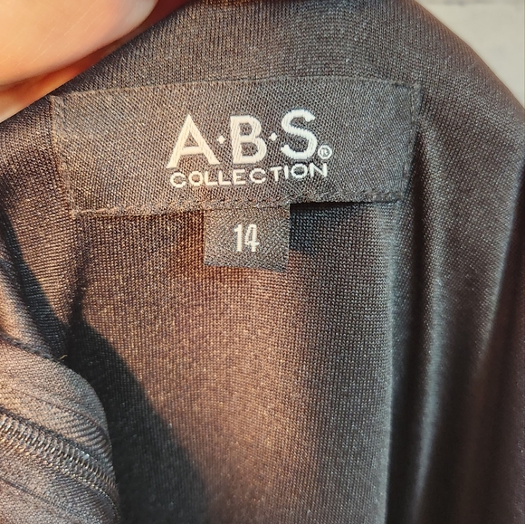 ABS Collection/ Black Dress - Picture 2 of 8